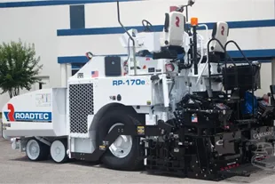 Roadtec Asphalt Pavers